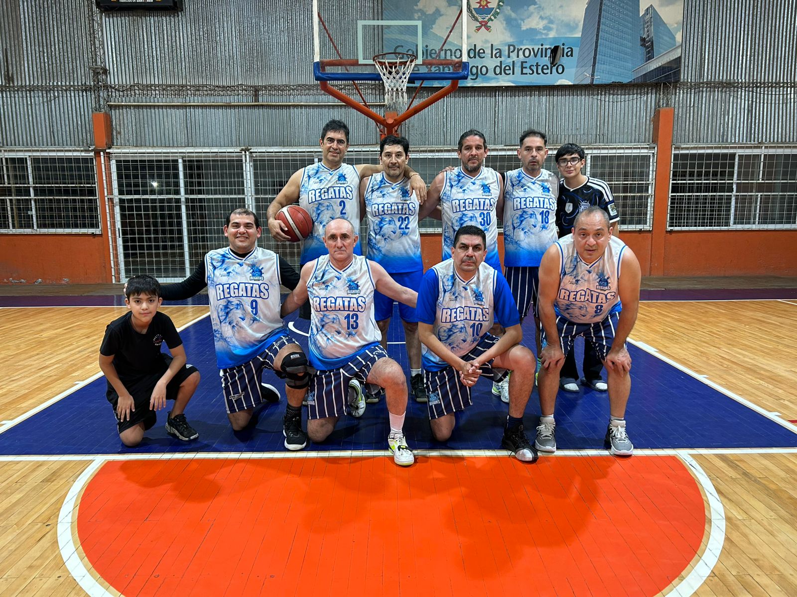 Maxibásquet: Veteranos, Tigres Sun y Regatas festejaron en la noche de jueves