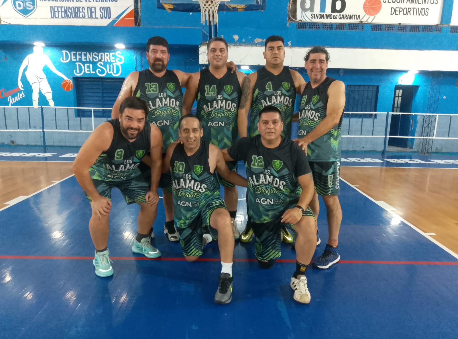 Maxibásquet: Independiente y Los Álamos ganaron en los duelos decisivos en la +38