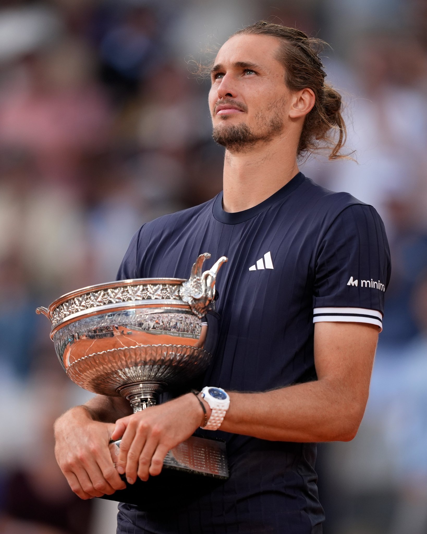 Zverev le ganó en cinco sets a Cobolli y se quedó con el título en Roland Garros